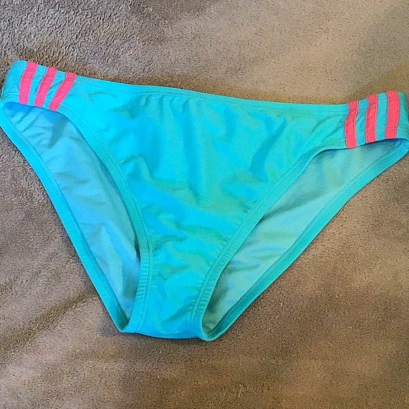 ❤️adidas beach volleyball bikini bottom m.l - Picture 2 of 5